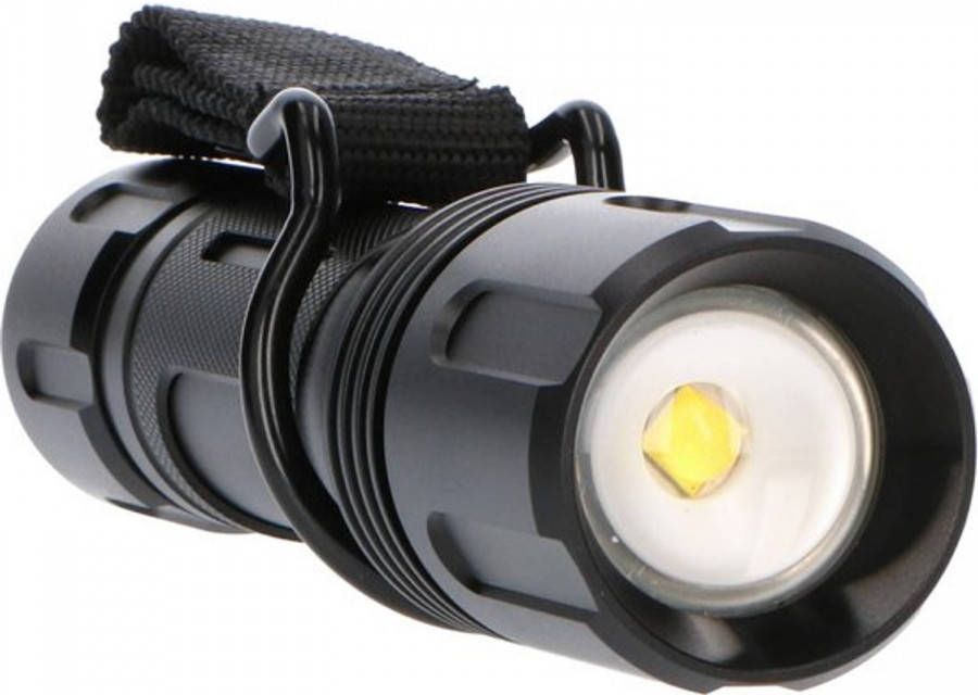 Proventa Pro Led Zaklamp Met Zoomfunctie Dimbaar Waterdicht Tot 200 Meter